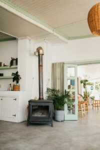 Wil je binnen en buiten sfeervolle warmte? Ontdek jouw ideale haard of kachel