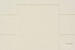 Hoe zorgen houten panelen voor stilte en sfeer in huis